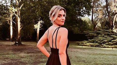 La Cubana Alina Robert Perdi La Corona De Nuestra Belleza Latina Infobae