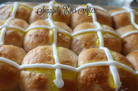 Snappily Ever After Hot Cross Buns With Lemon Curd And Glaze