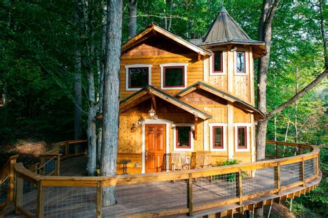 Tree House Hotel | Asheville | Glamping Hub