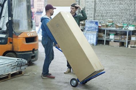 Тележка ручная двухколесная для мелких грузов SFE2-C (120 кг) по цене ...