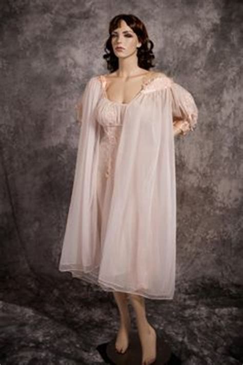 Images About Vintage Lingerie Peignoir Sets On Pinterest Nightgowns Chiffon And Vanity Fair