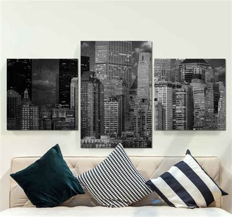 Black and white city modern canvas wall art - TenStickers