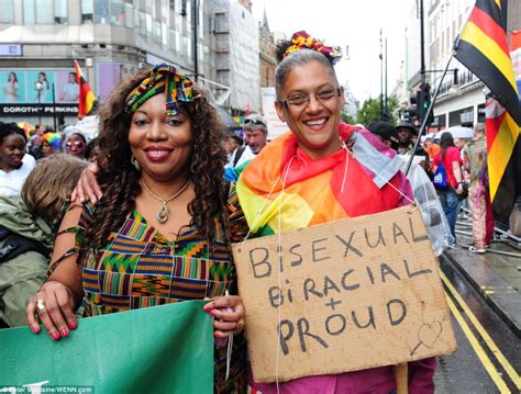 Pride Of London More Than 300 000 Line The Streets Of The Capital For