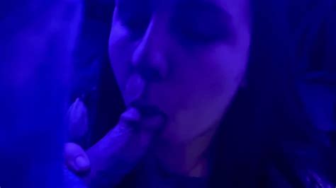 SLUTTY MILF SUCKS DICK Pornhub