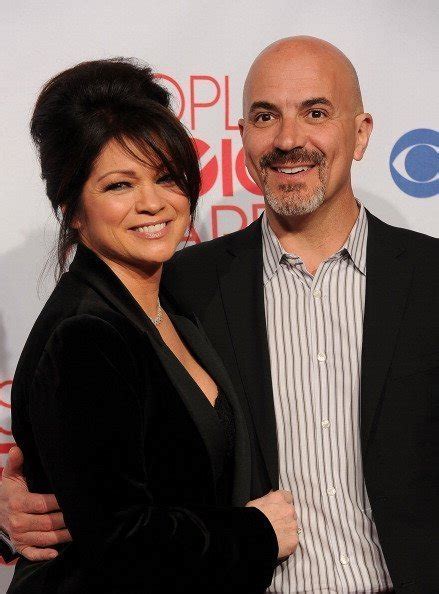 Meet ‘one Day At A Time Star Valerie Bertinellis Second Husband Whom
