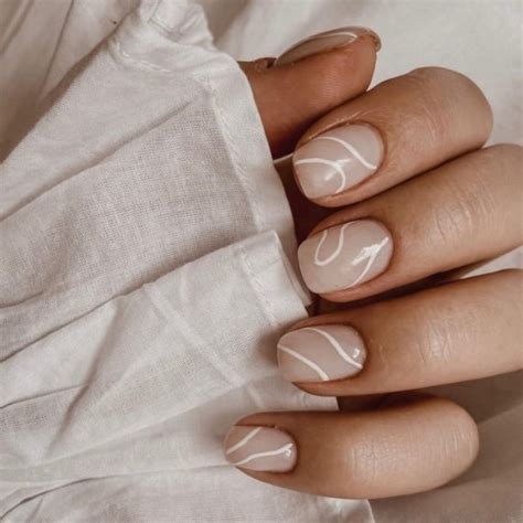 Nude Nails With White Details White Line Short Nails I Take You Haircuts Hairstyles
