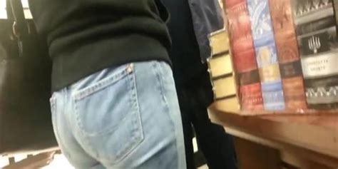 Candid Round Ass Milf In Jeans Tnaflix