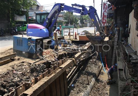 Proyek Pemasangan Pipa Gas Antara Foto