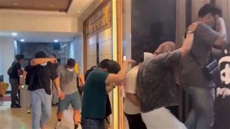 Fakta Pesta Gay Di Hotel Jakarta Polisi Amankan Pria Ada Barang Bukti Hingga Obat Anti Hiv