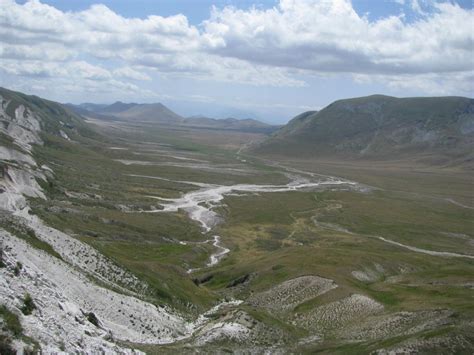 Aquila Monte Da Casale San Nicola Per Il Vaduccio E Vado Di Corno