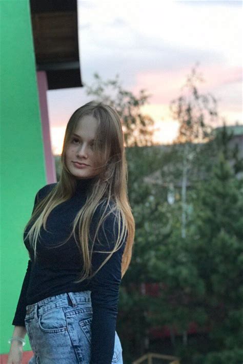Gorgeous Irina Y O From Odessa With Blonde Hair Id Ladadate