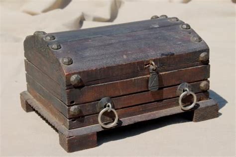 Vintage Wood Pirate Treasure Chest Rustic Wooden Trunk Or Jewelry Box