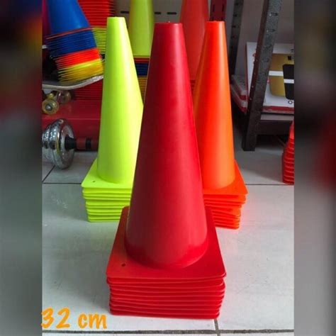 Jual Cone Cones Kerucut Cm Pembatas Jalan Untuk Latihan Bola Di