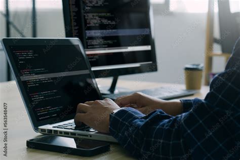 how to find a computer programmer