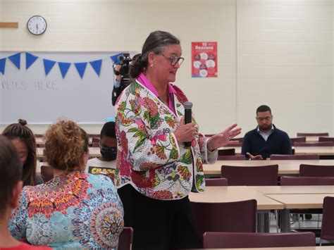 Fcps To Investigate How A Convicted Sex Offender Was Hired At Glasgow Annandale Today