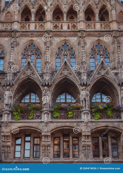 facade  neo gothic town hall stock photo image  city destination
