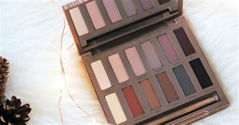 Naked Ultimate Basics la paleta de neutros más deseada de Urban Decay