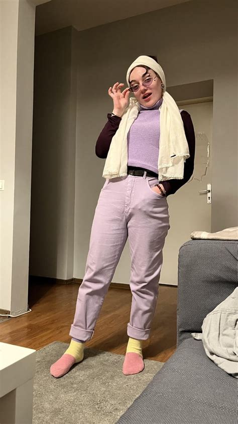 Grandma Calling Roldhagfashion