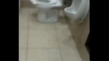 Mamada en baño del tren lima XVIDEOS