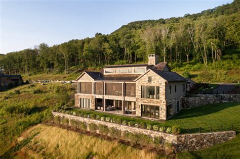 Tranquil Retreat Stoneleaf Construction