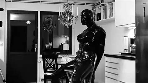 Bizarre Beauty Latex Doll Urinal Pissing Porn XHamster