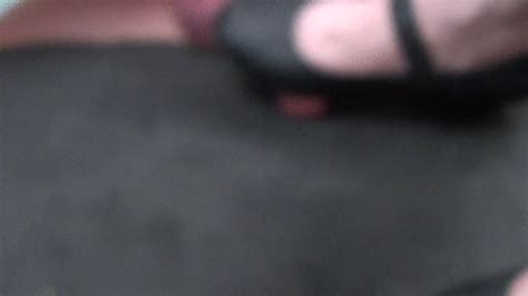 BBW CRUSH AND TRAMPLE UK