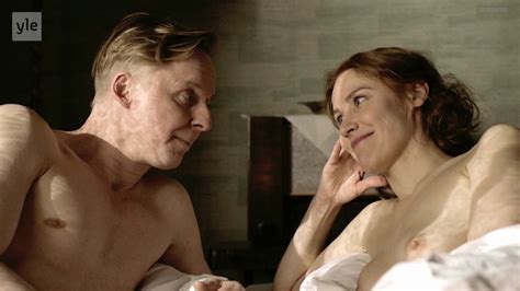 Naked Vappu Nalbantoglu In Punainen Kolmio