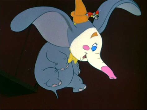 Dumbo Classic Disney Image 4613935 Fanpop