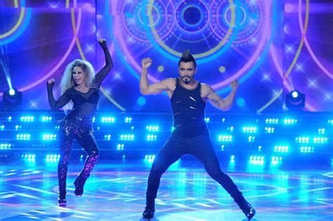El Desopilante Debut De La Abogada Hot En El Bailando Exitoina