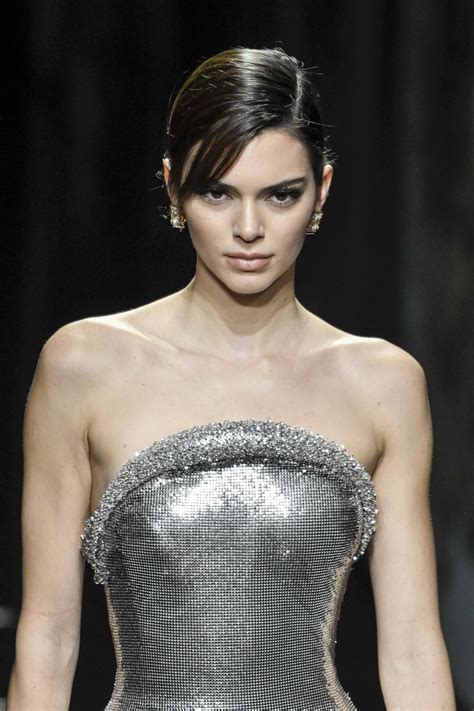 Kendall Jenner Sexy Long Legs Hot Celebs Home