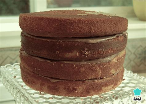 Torta Desnuda De Chocolate O Naked Cake La Tarta Para Fiestas De Moda