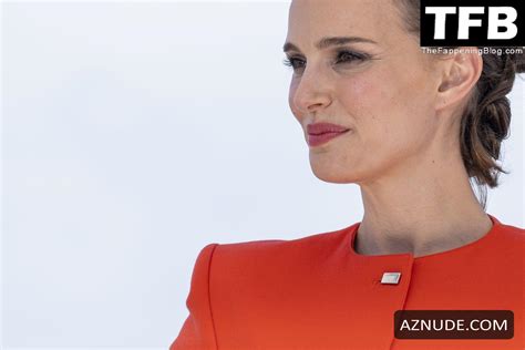 Natalie Portman Sexy Seen Flaunting Her Hot Legs At The Thor Love And Thunder Event In Rome AZNude