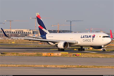 N542LA LATAM Cargo Colombia Boeing 767 316ER BCF WL Photo By Linus