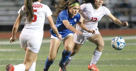 New Braunfels Girls Throttle Judson 8 1 Gain Ground In District 26 6a