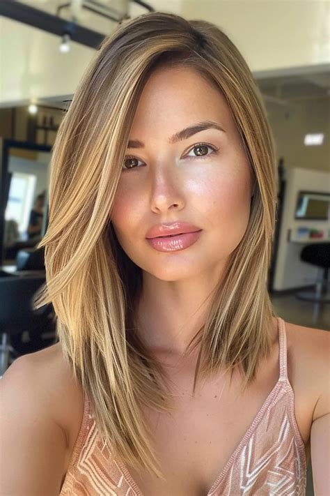 40 Multidimensional Honey Blonde Highlights Hairstyles For Ultimate Hair Goals