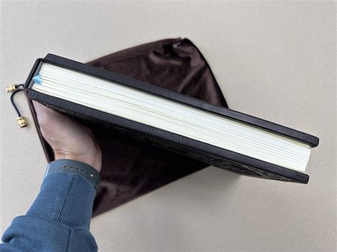 "Книга благодарности (подарочная кожаная книга в мешочке)" купить в ...