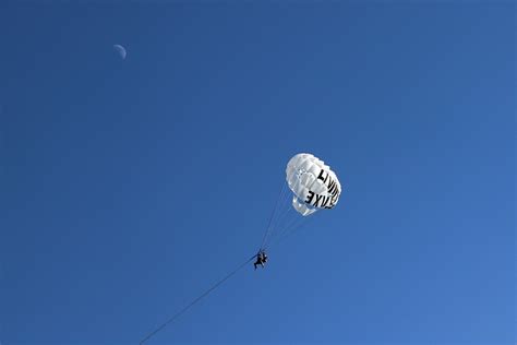 Parachute Fly Sky - Free photo on Pixabay - Pixabay