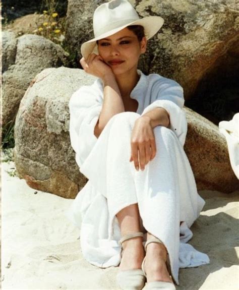 В свои 66 лет, Орнелла Мути выглядит шикарно