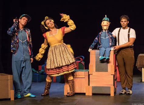 Peça De Teatro Em Ingles - 9