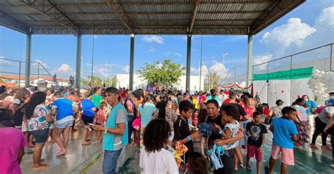 Sedes Encerra Atividades Natalinas Grande A O No Cras Bom Jesus