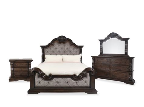 Interior designers react to Mathis Home new furniture collection 31