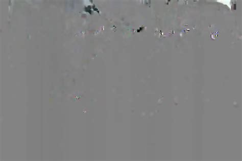 Jolie Brunette Poilue Qui Se Mastrube La Chatte