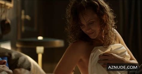 HOST AUTUMN FALL NUDE SCENES AZNude