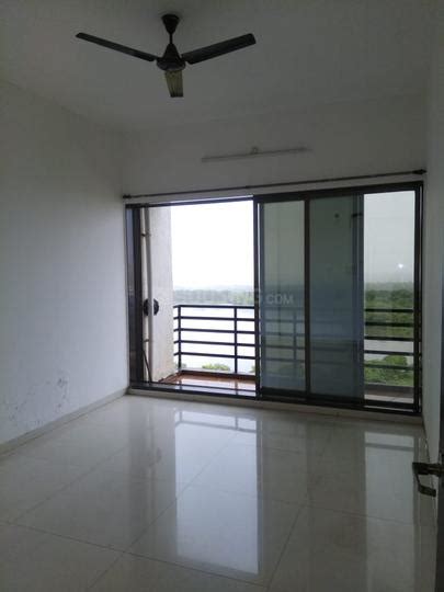 1090 Sqft 2 BHK Flat For Sale In L And T Seawoods Residences North