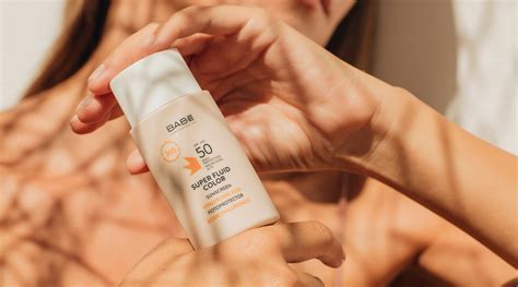 Super Fluid Color Sunscreen SPF Laboratorios Babe
