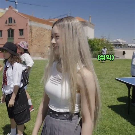 pin  tzuvu  newjeanshanni