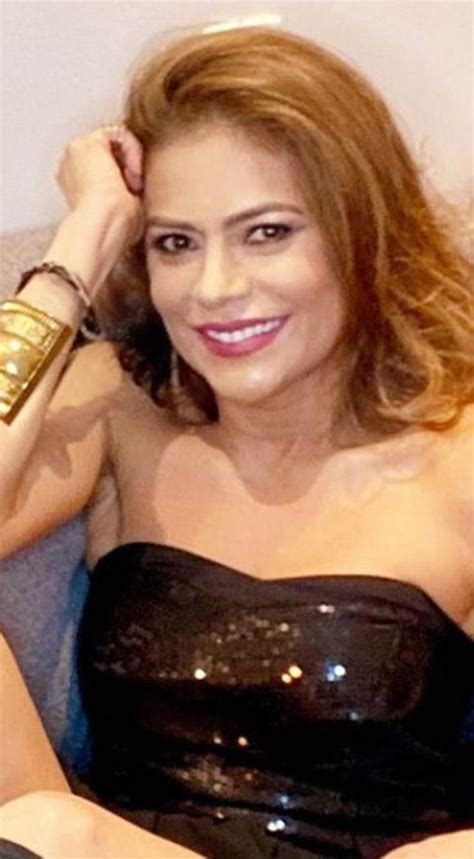 4 Hot Sexy Adriana Ricardo Bikini Pics