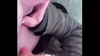 Sosteniendo Mi Polla Meando XVIDEOS