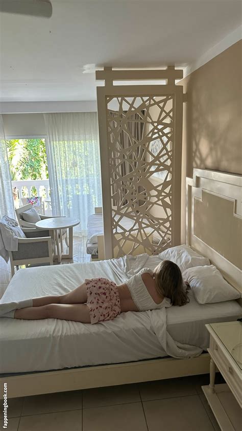 Sophia Diamond Sophie Diamond Nude Onlyfans Leaks Fappening Fappeningbook