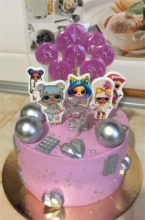 Торт куколки лол